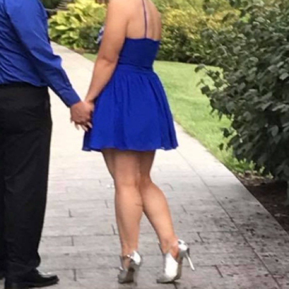 HOMECOMING DRESS!! - Picture 4 of 4